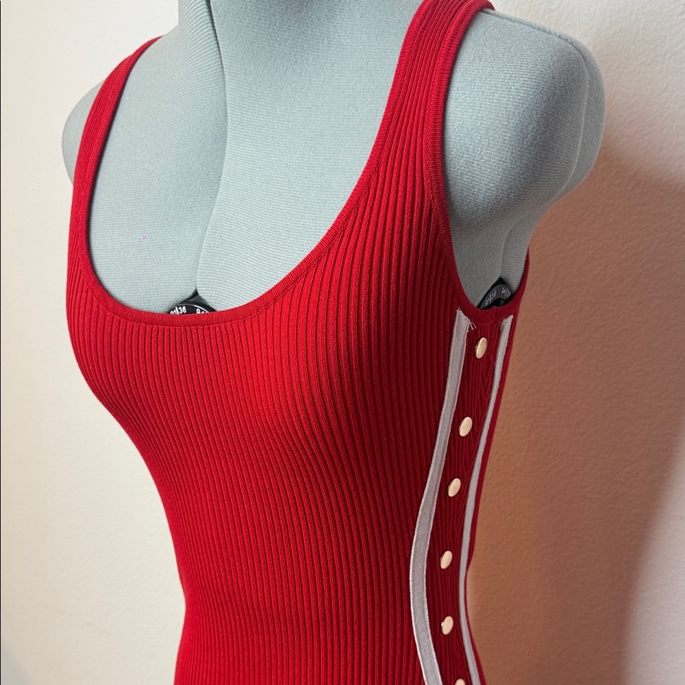 HERA Red Ribbed Bodycon Dress Side Slits Cutout Sporty Casual Athleisure S - Picture 4 of 7